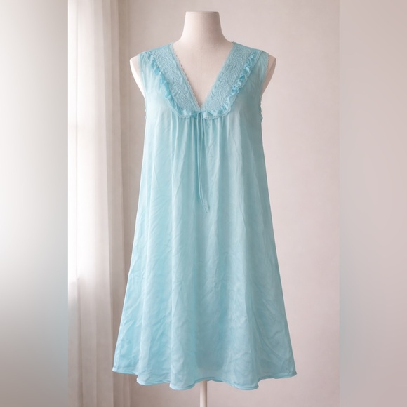 JC PENNEY Other - Vintage Exquisite Form Elegant Blue Lace Trim Nightgown J.C. Penney